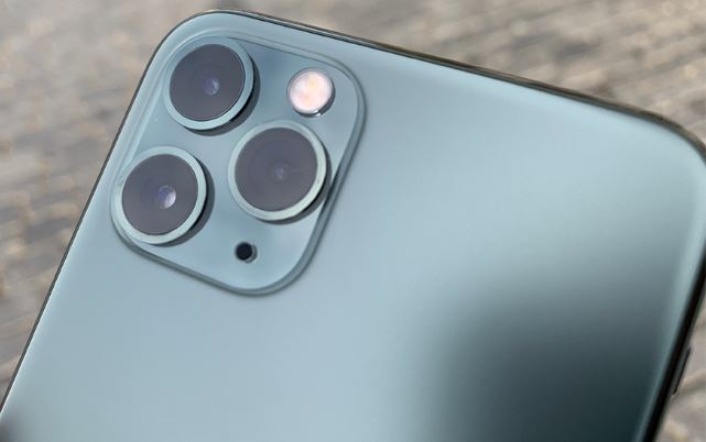 iPhone 12