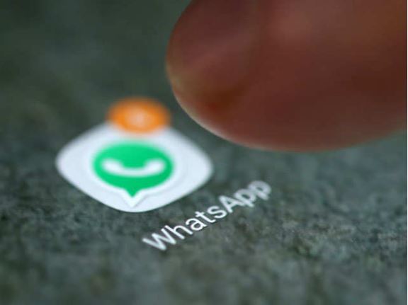How to prevent WhatsApp users from joining groups