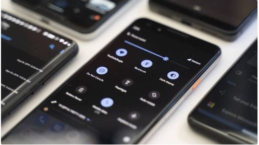 How to enable dark mode for Instagram