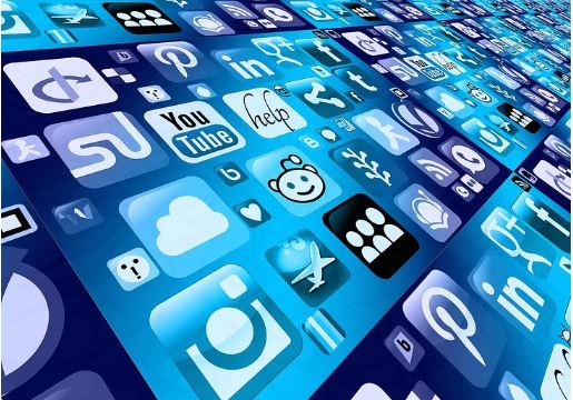 5 Best Google Play Store alternative